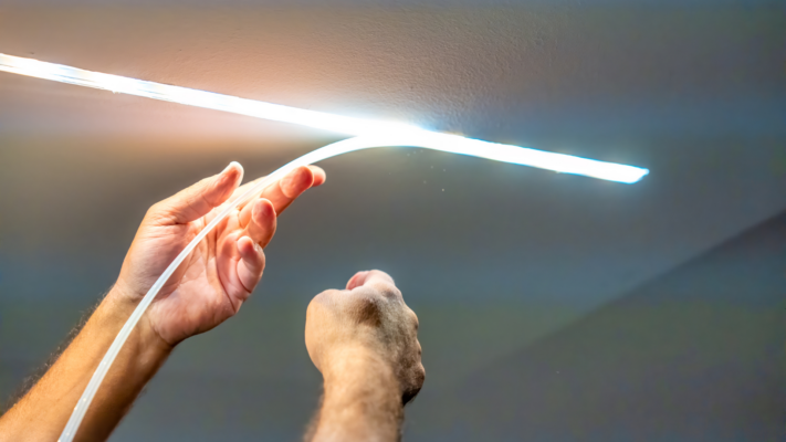 instalación iluminación LED interior.