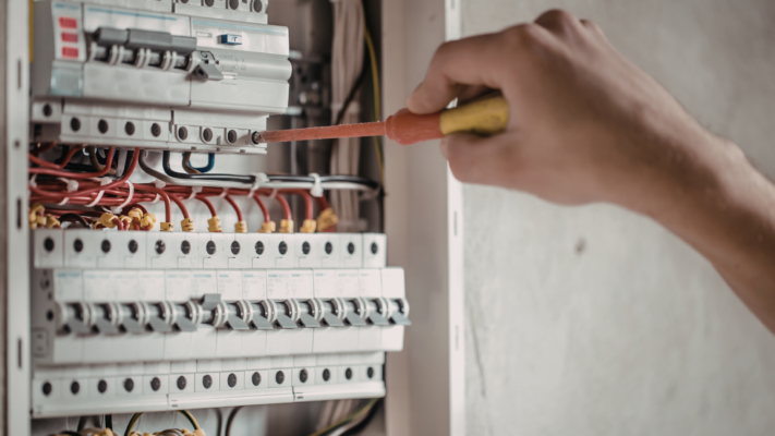 reparación eléctrica urgente Murcia